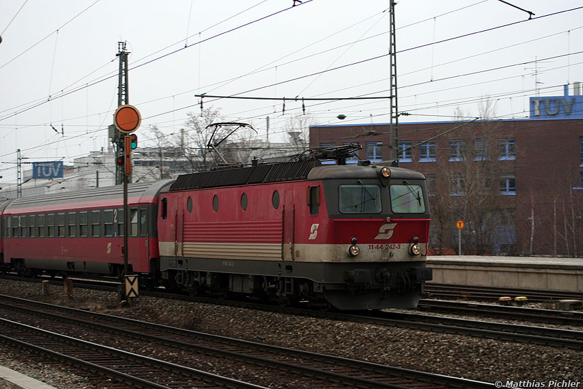 IMG_0572_2.jpg